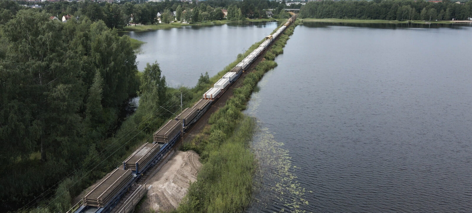 Spårbytartåget vid Kroppkärrssjön i Karlstad